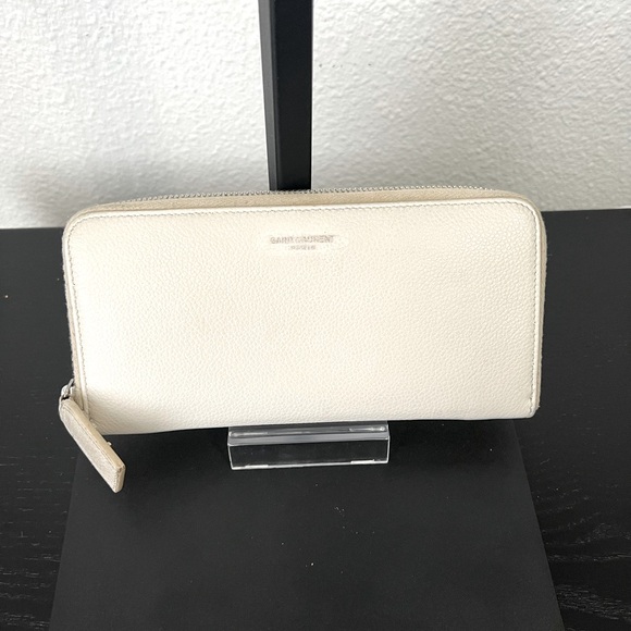 Authentic YSL long wallet - Picture 1 of 5